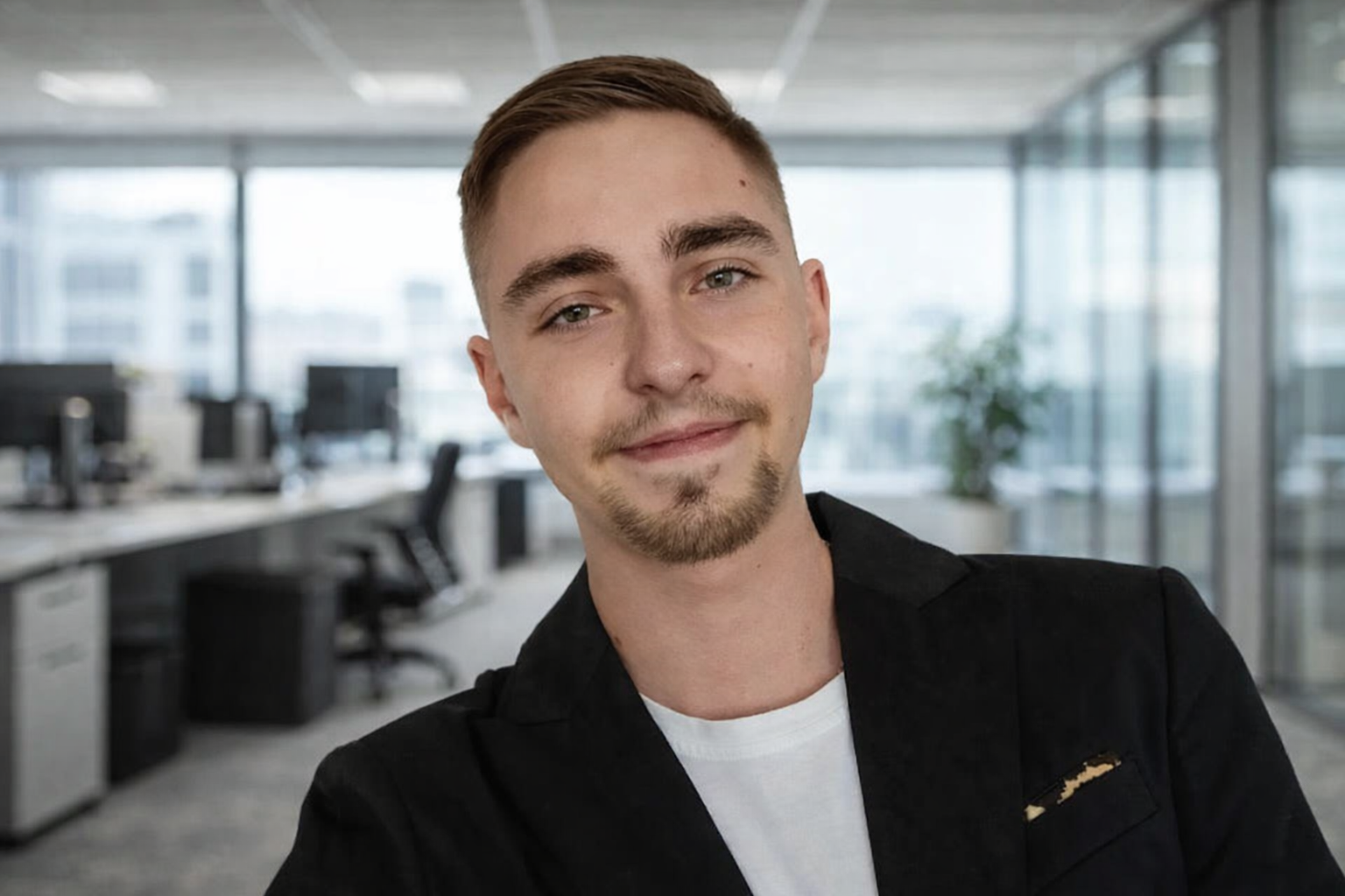 Vladyslav Pliuvachenko – IT Support